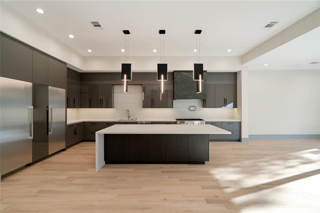 Chef's kitchen